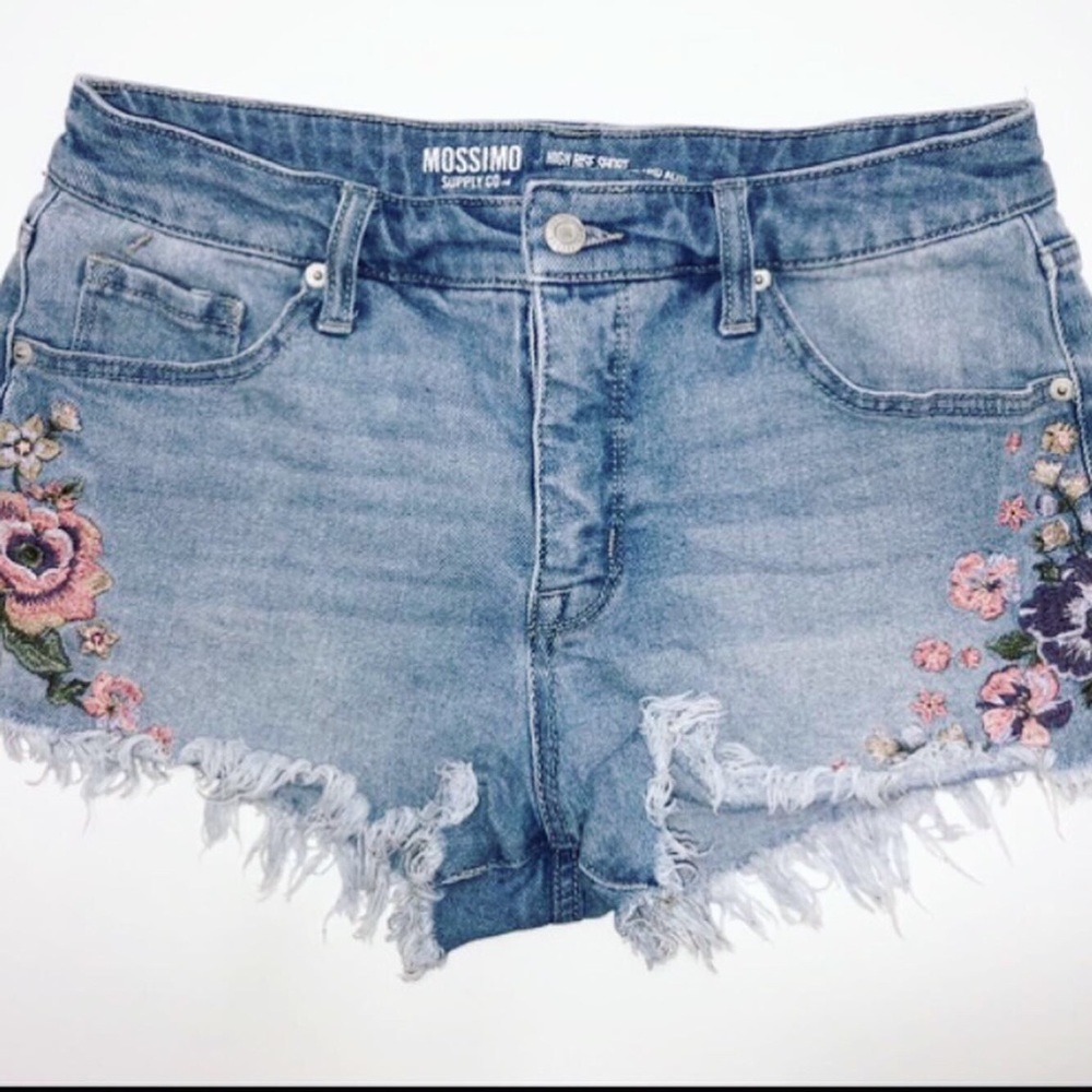 MOSSIMO CO Flower high rise shorts 🌷